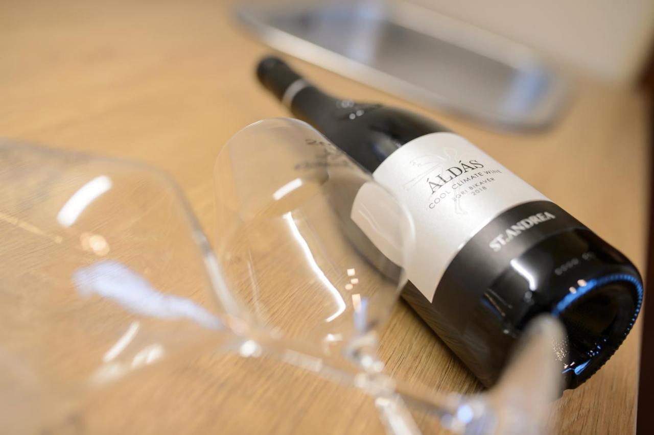埃格尔 伊拉布里克旅馆酒店 外观 照片